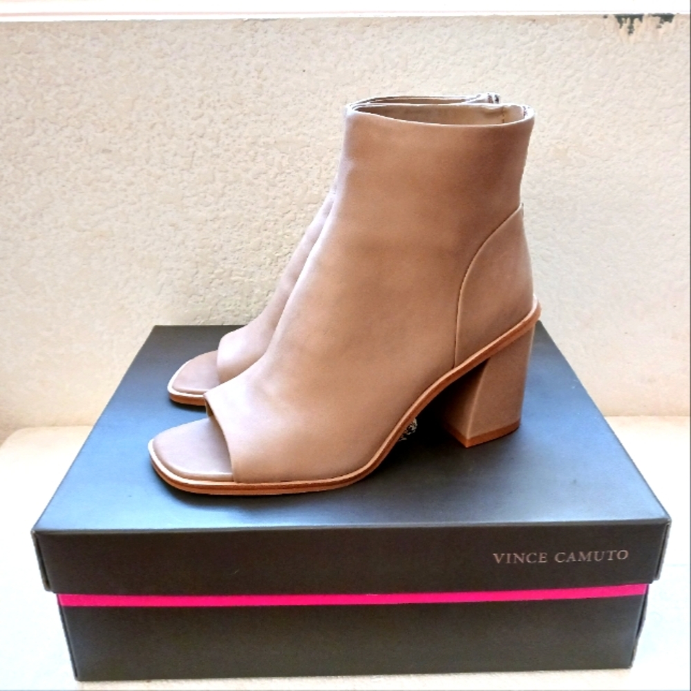 Vince Camuto